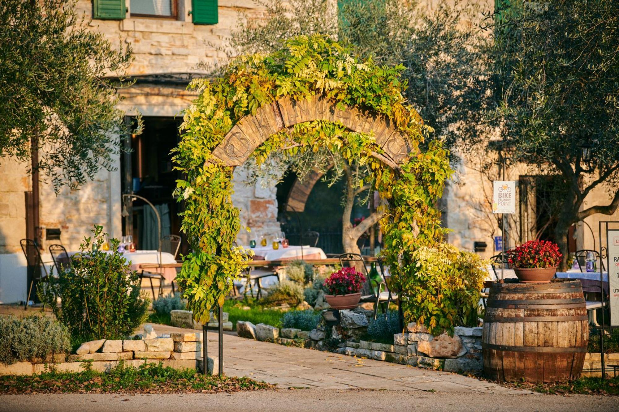 Casa Romantica La Parenzana Бує Екстер'єр фото