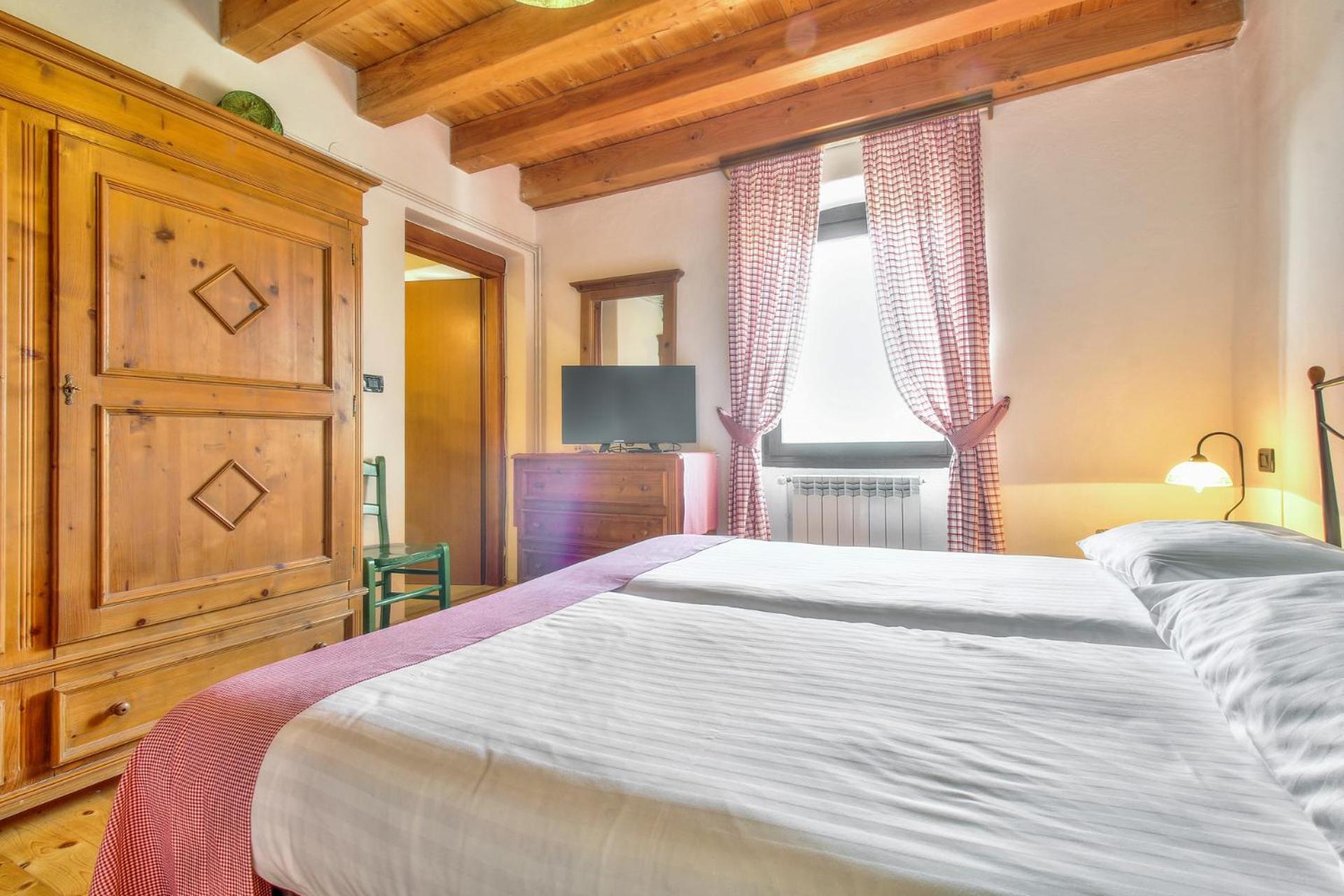 Casa Romantica La Parenzana Бує Екстер'єр фото