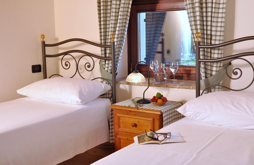 Casa Romantica La Parenzana Бує Екстер'єр фото