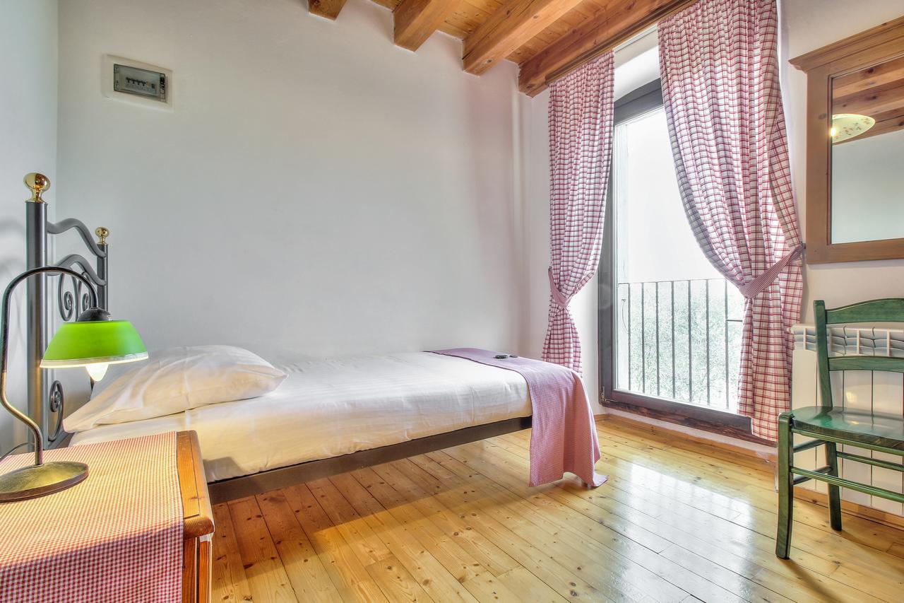 Casa Romantica La Parenzana Бує Екстер'єр фото