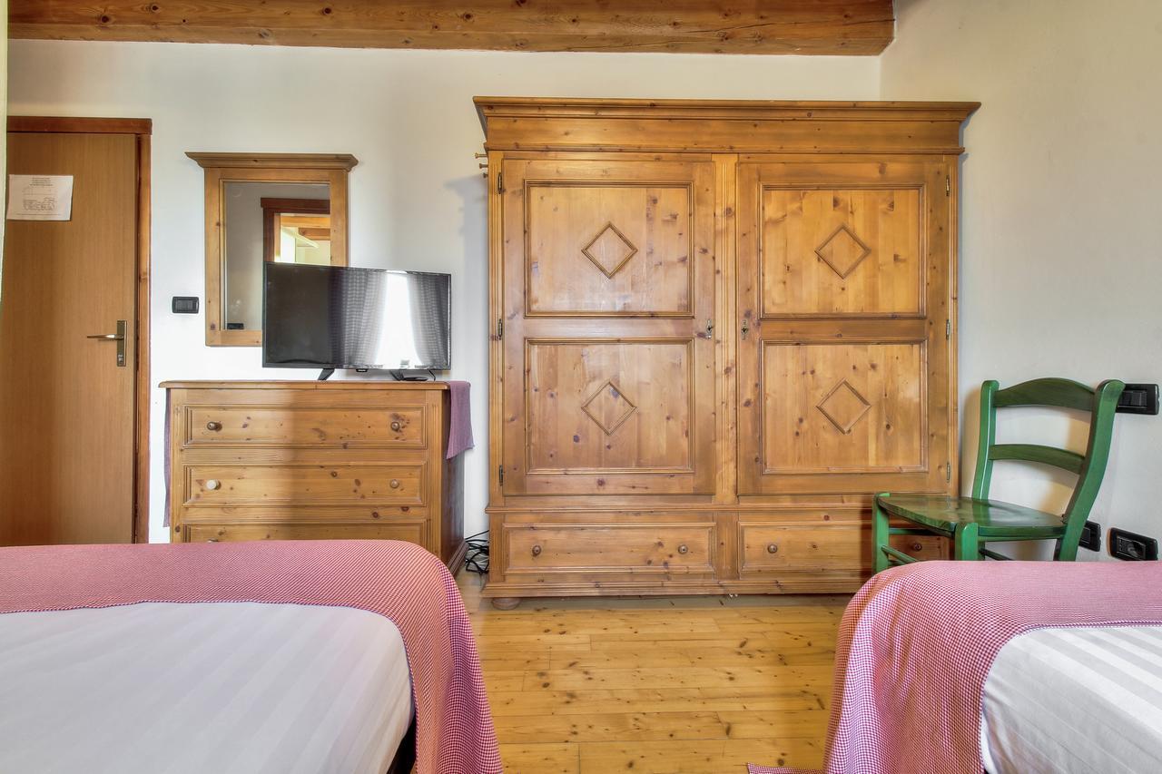 Casa Romantica La Parenzana Бує Екстер'єр фото